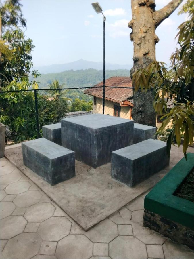 Jily Stay Kandy Exterior photo