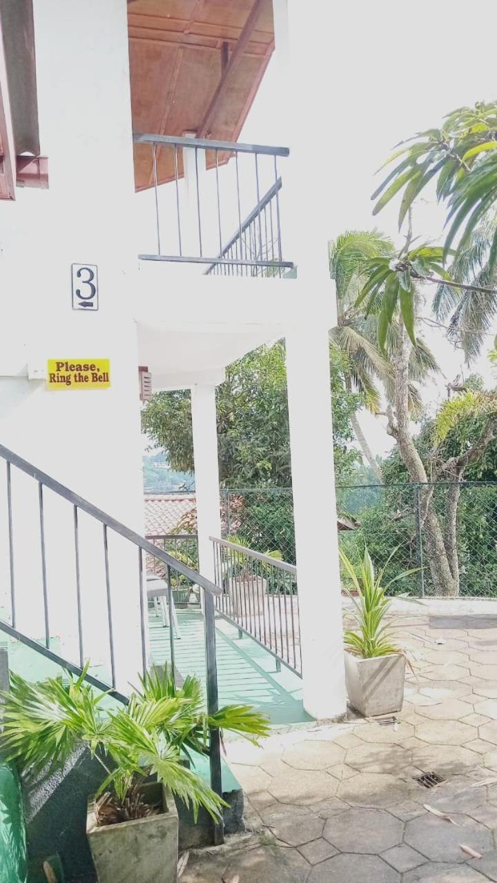 Jily Stay Kandy Exterior photo