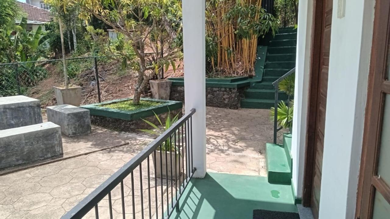 Jily Stay Kandy Exterior photo
